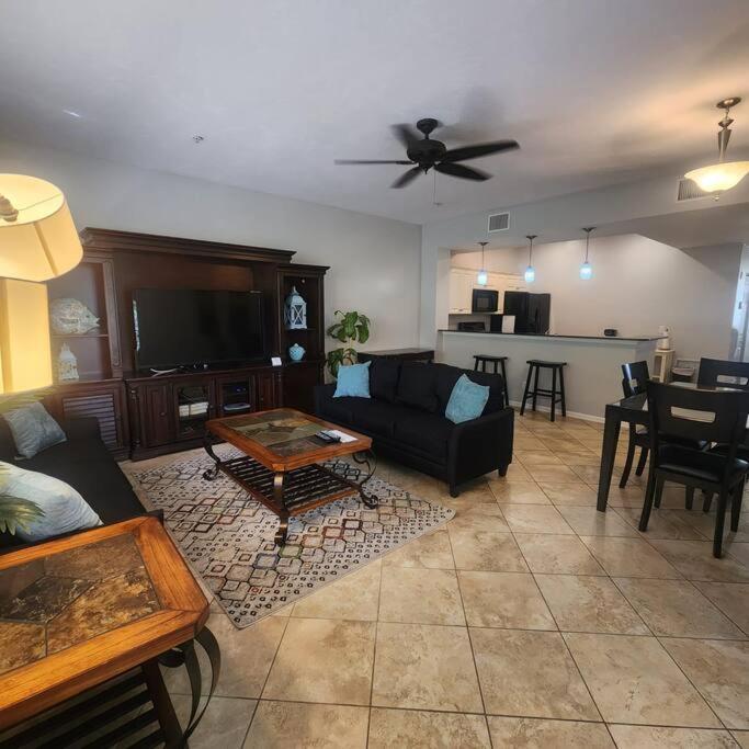 1 Bedroom , 1 Bath With Kitchen At Img Bradenton Extérieur photo