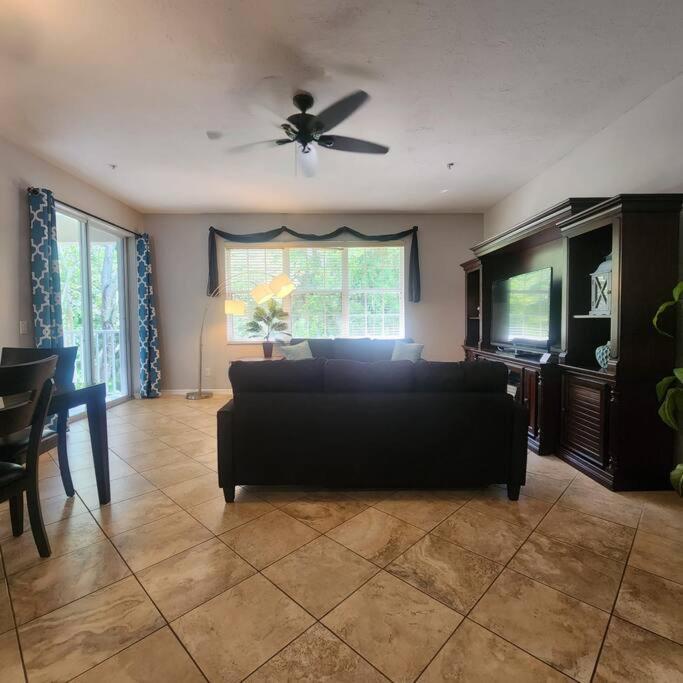 1 Bedroom , 1 Bath With Kitchen At Img Bradenton Extérieur photo